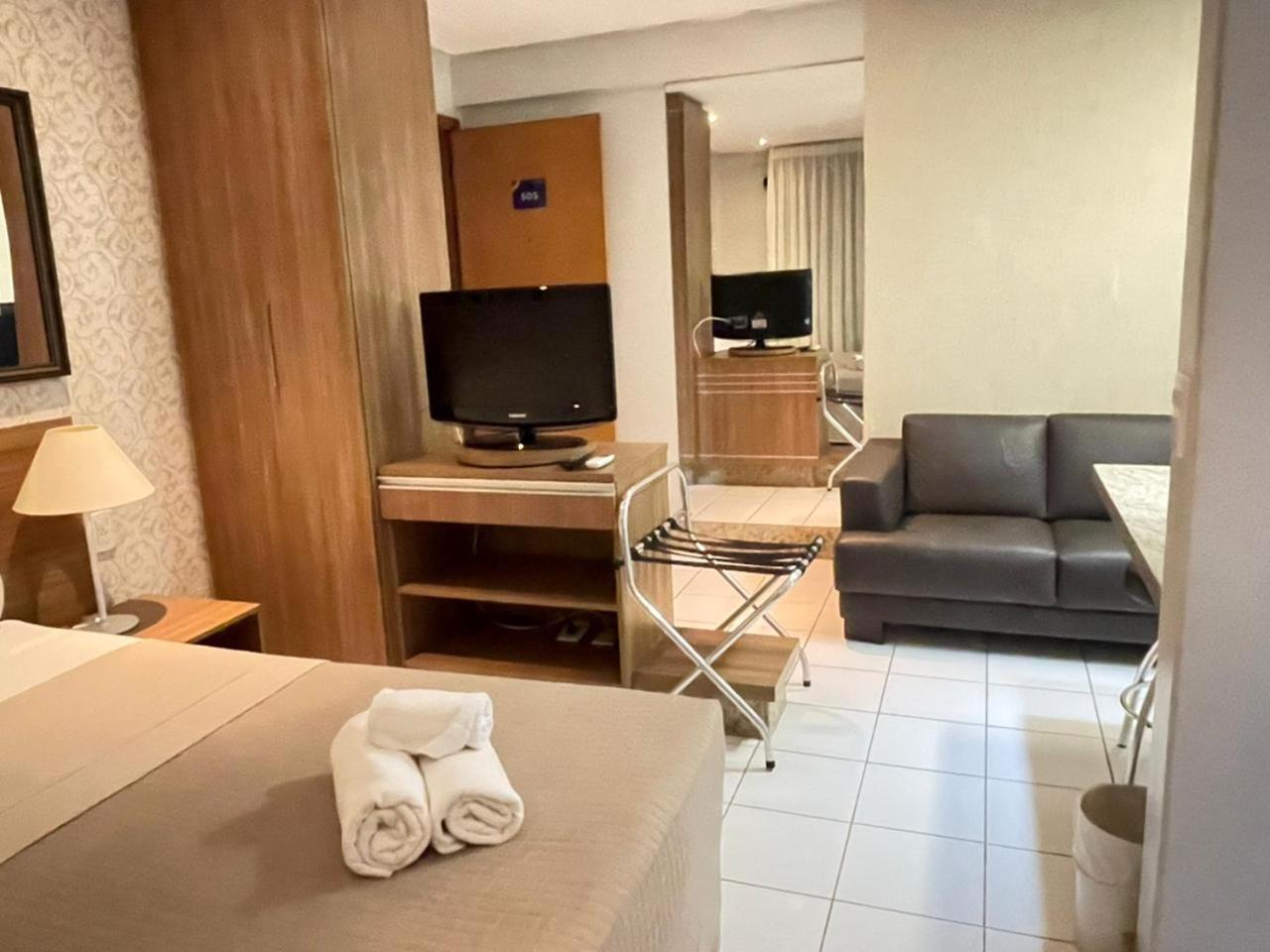 Sun Square Suites Hotel By Lual ゴイアニア エクステリア 写真